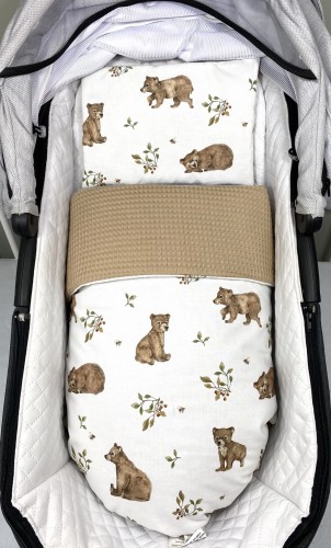 Kocyk z poduszeczką do wózka .Premium Misie niedźwiadki i ciemny beż Wafel