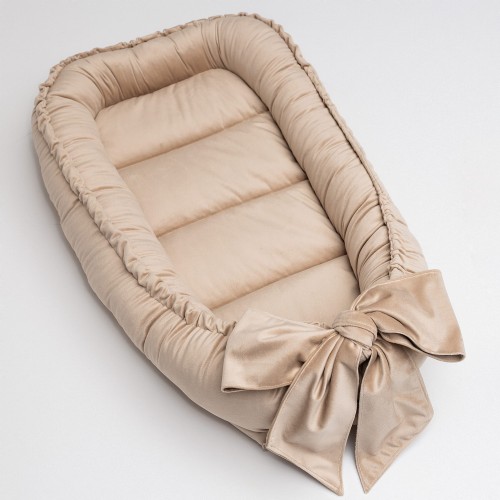 Kokon niemowlęcy z kokardą PREMIUM VELVET Jasny beż