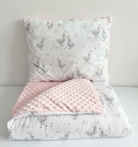 Komplet do przedszkola / żłobka - kocyk / kołderka z poduszką Gąski i jasny róż minky