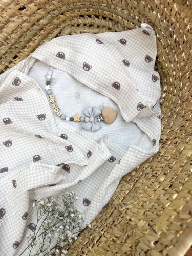 Ręcznik kąpielowy z kapturkiem muślinowy Misie na kratce