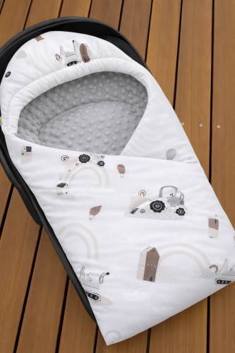 Otulacz do fotelika samochodowego Szare traktory i szare minky