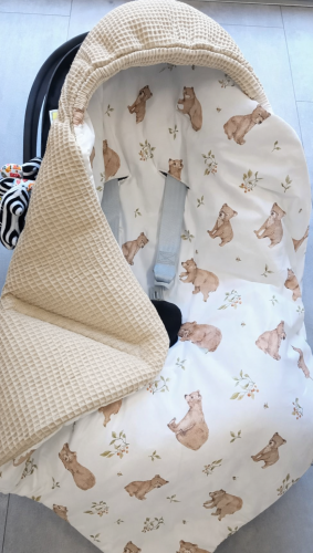 Otulacz do fotelika samochodowego PREMIUM Misie niedźwiadki i  beżowy Wafel