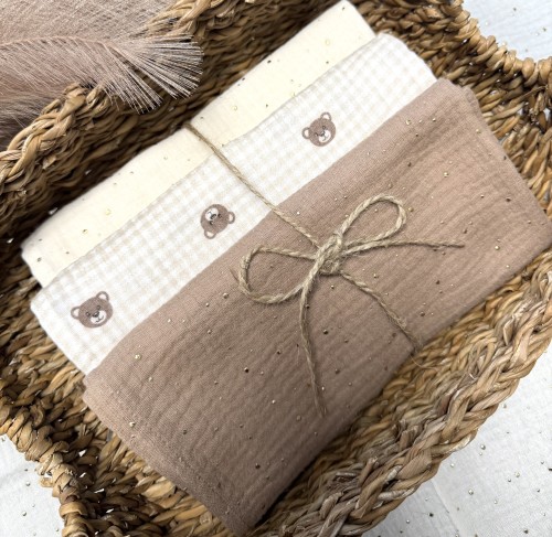 Pieluszki muślinowe Misie na kratce tle 3-pak