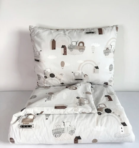     Komplet do przedszkola / żłobka - kocyk / kołderka z poduszką Szare traktory 