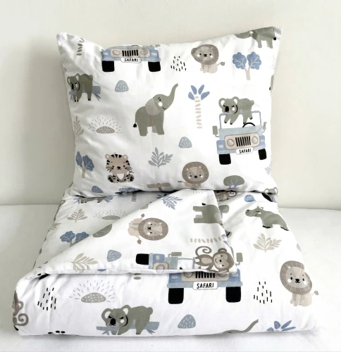 Komplet do przedszkola / żłobka - kocyk / kołderka z poduszką Safari 